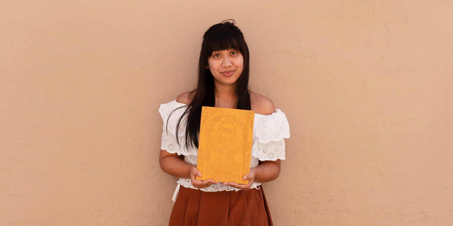 Meet the Cover Artist: Elizabeth Martinez