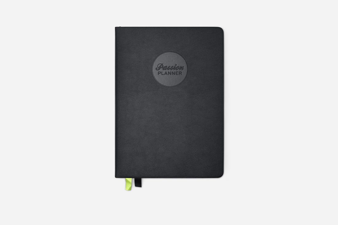 Elite Black 2026 Weekly Passion Planner