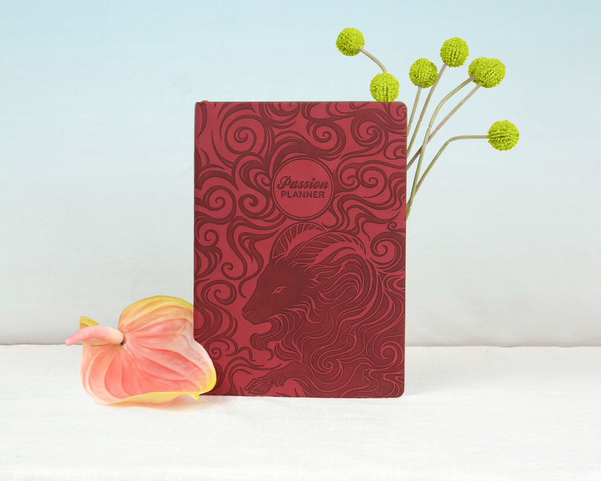 Weekly 2027 Planner - Year of the Goat Red