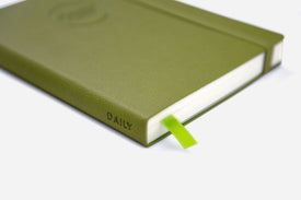 Daily Undated Moss Green - Passion Planner